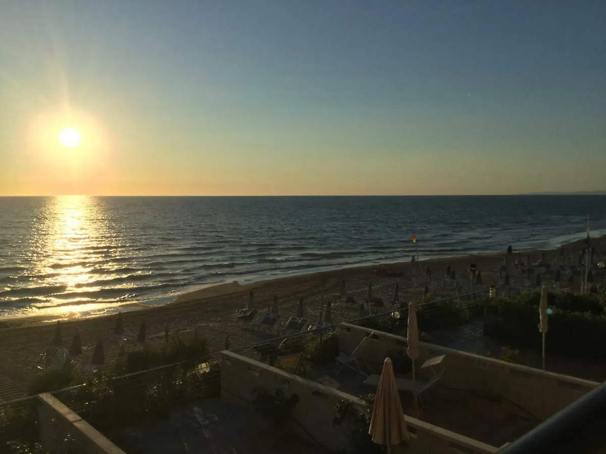 Aparthotel La Lanterna San Vincenzo