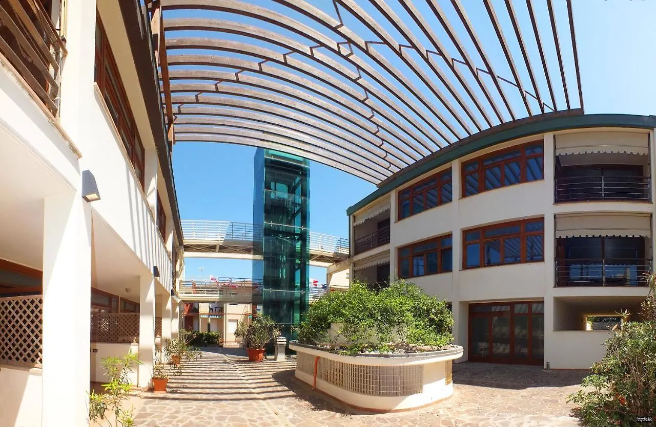 Aparthotel La Lanterna San Vincenzo